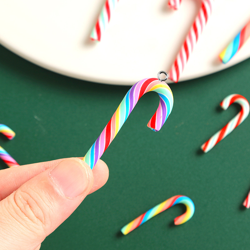 10 個かわいい粘土クリスマスペンダントチャーム樹脂ペンダン - Jewelry Making In Clay のレビューと価格