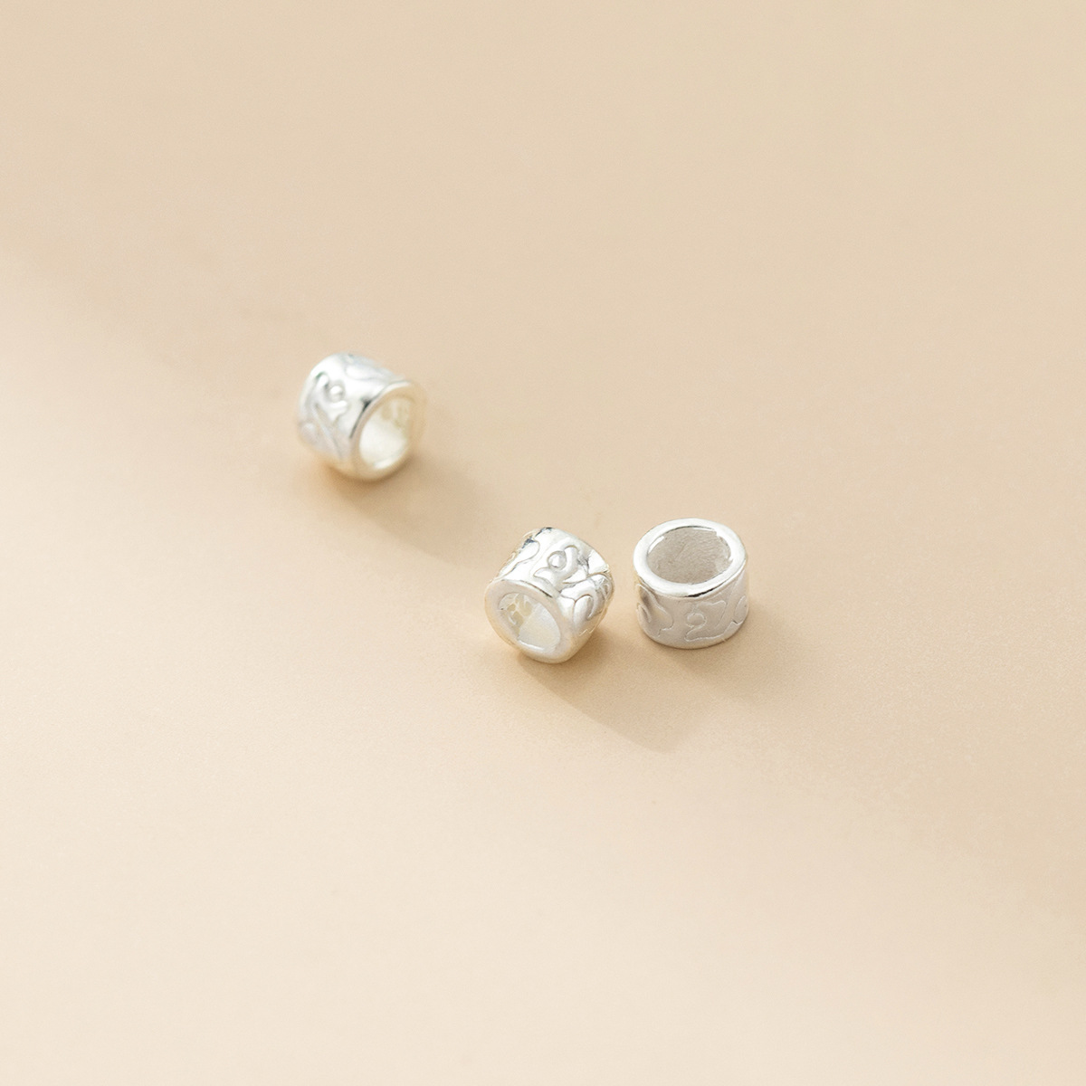 925シルバー クラウド ラージホールビーズ シルバー スペ - Jewelry Making In La のレビューと価格